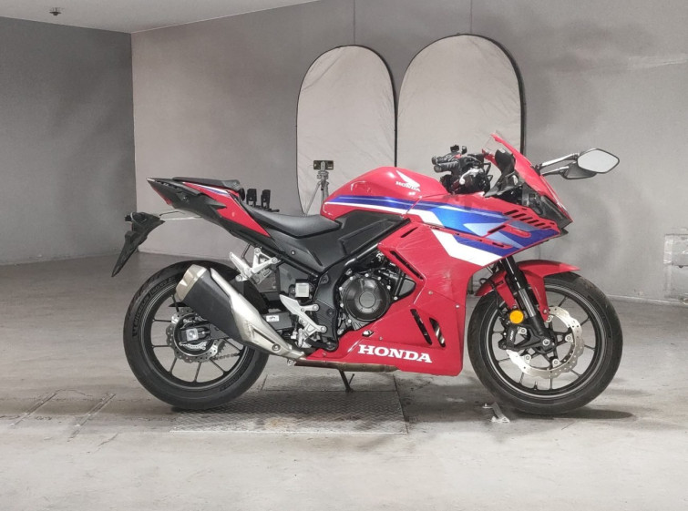 Мотоцикл Honda CBR400R з пробігом 8934 km