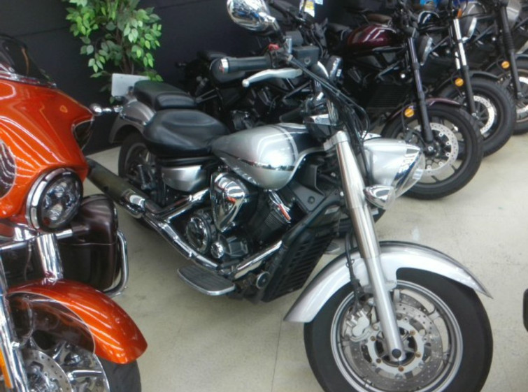 Мотоцикл Yamaha MIDNIGHTSTAR XVS1300 с пробегом 48171 km
