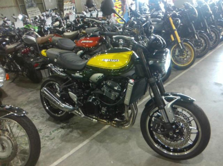 Мотоцикл Kawasaki Z900RS с пробегом 254 km