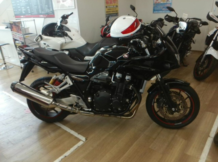 Мотоцикл Honda CB1300SF BOLDOR с пробегом 5923 km