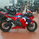 Мотоцикл Honda CBR600RR с пробегом 2424 km