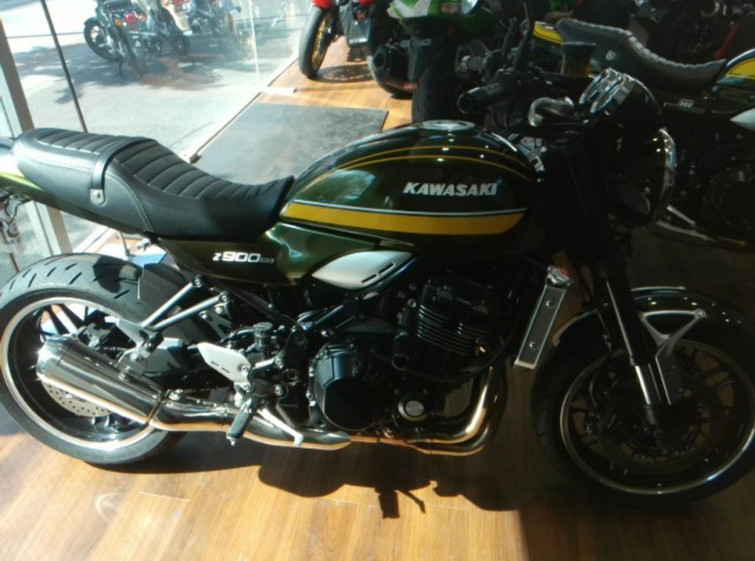 Мотоцикл Kawasaki Z900RS с пробегом 7050 km