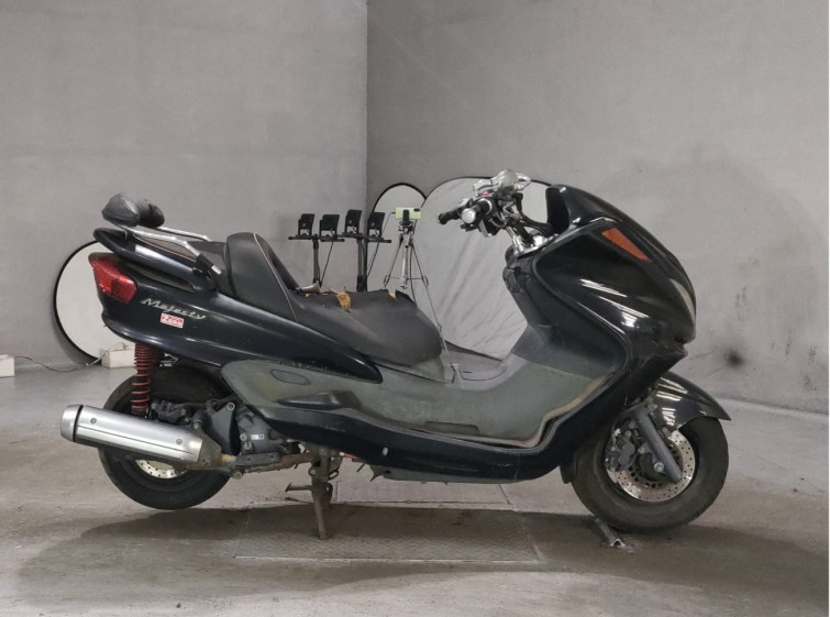 Мотоцикл Yamaha MAJESTY 250C с пробегом 23659 km