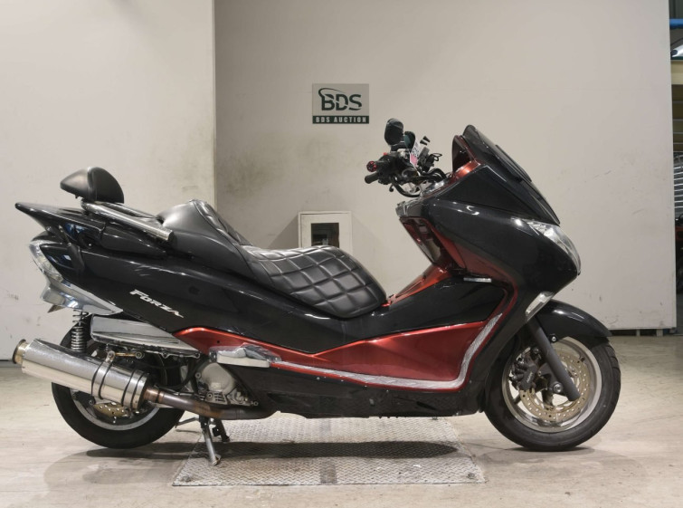 Мотоцикл Honda FORZA Z