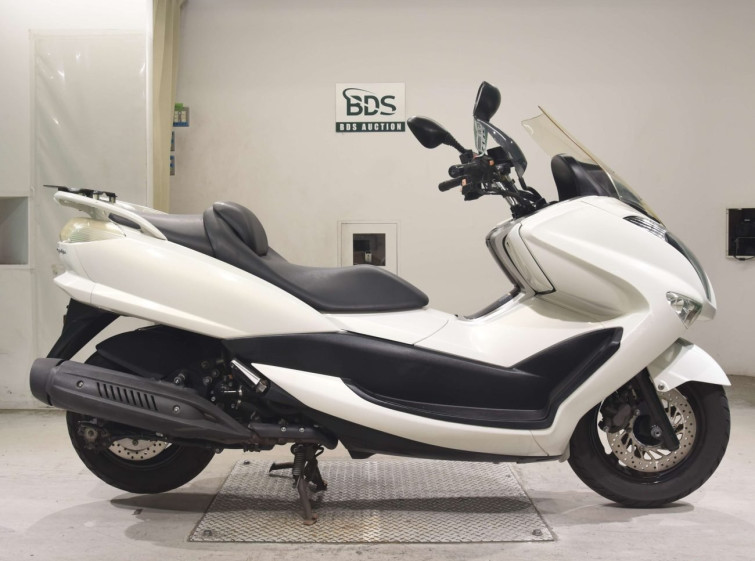 Мотоцикл Yamaha MAJESTY 250 с пробегом 35413 km