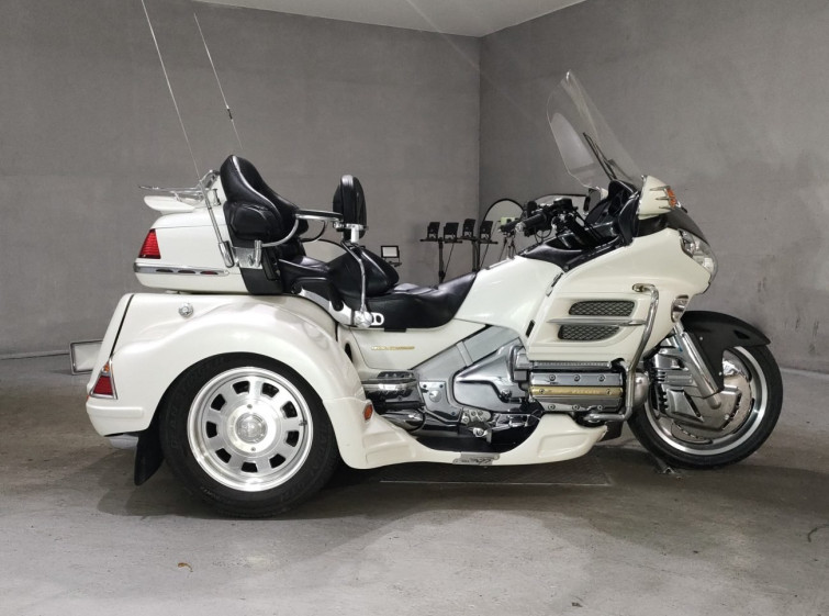 Мотоцикл Honda GL1800 TRIKE з пробігом 25318 km