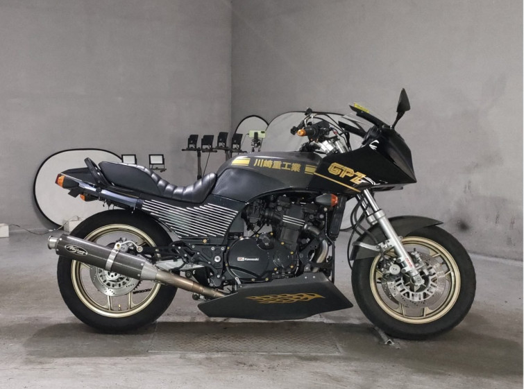 Мотоцикл Kawasaki GPZ900R с пробегом 21645 km