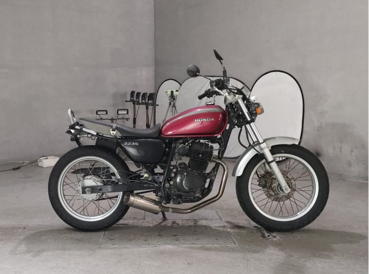 Мотоцикл Honda CB223S з пробігом 28198 km