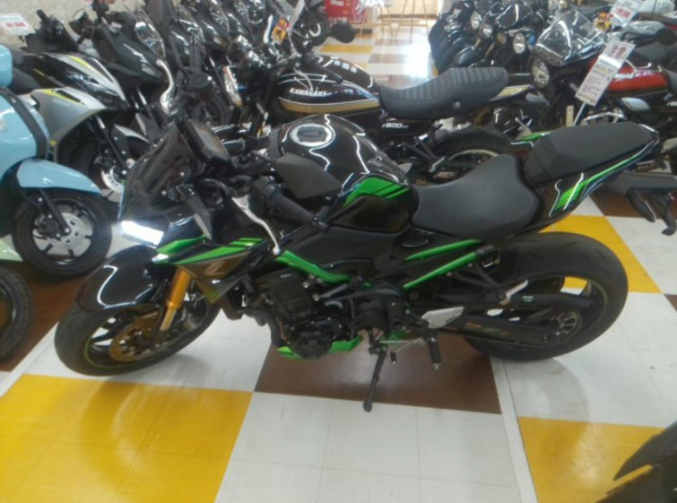 Мотоцикл Kawasaki Z900 з пробігом 4912 km