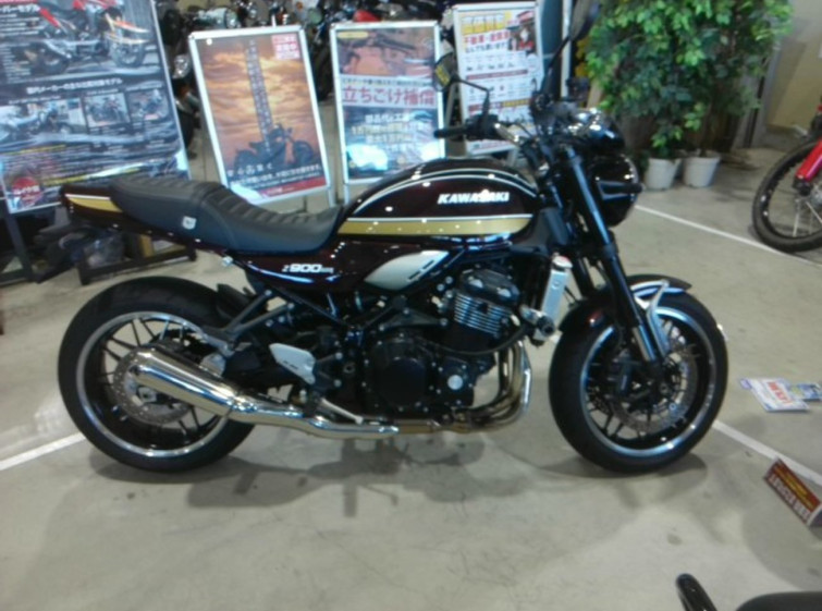 Мотоцикл Kawasaki Z900RS с пробегом 2227 km