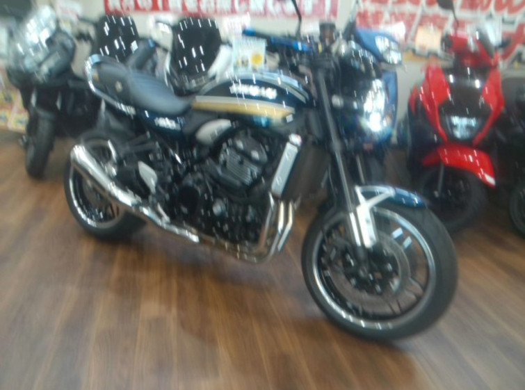 Мотоцикл Kawasaki Z900RS с пробегом 6654 km