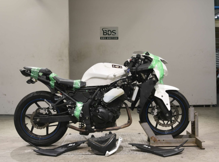Мотоцикл Kawasaki NINJA250R с пробегом 32107 km