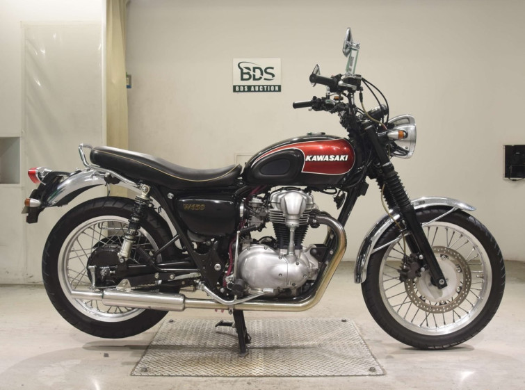 Мотоцикл Kawasaki W650 с пробегом 35958 km