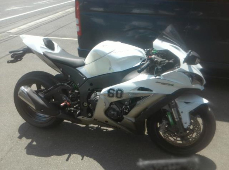 Мотоцикл Kawasaki NINJA ZX-10R з пробігом 85586 km