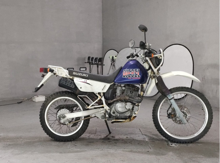 Мотоцикл Suzuki DJEBEL200 с пробегом 22747 km