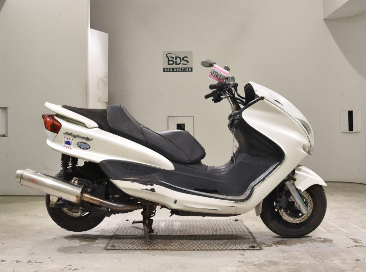 Мотоцикл Yamaha MAJESTY 250C