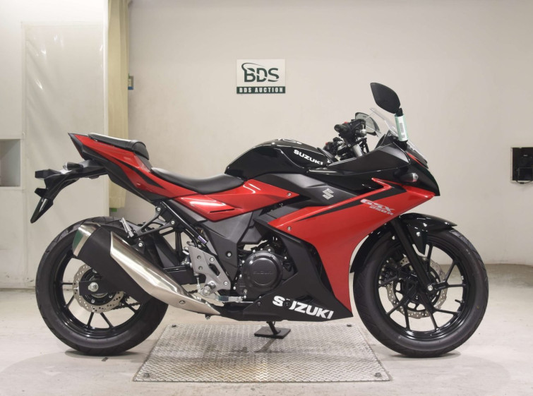 Мотоцикл Suzuki GSX250R з пробігом 382 km