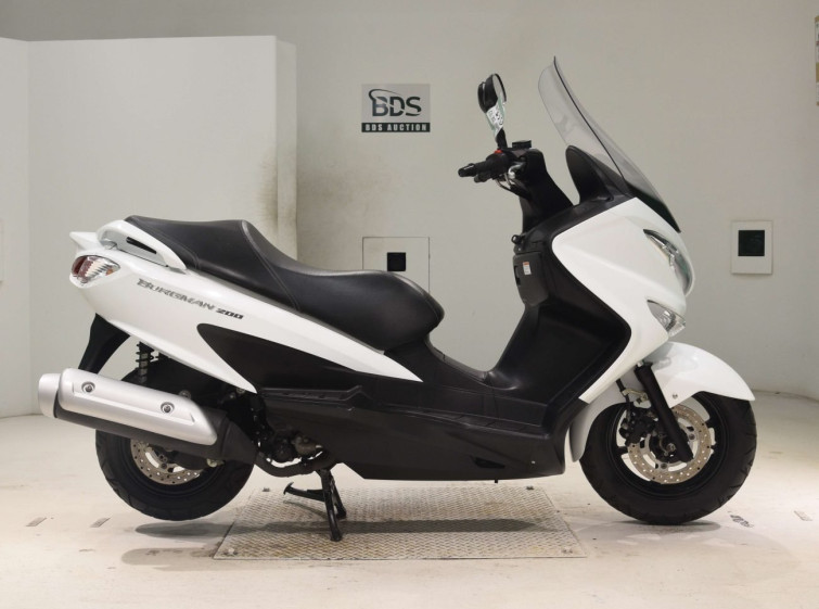 Мотоцикл Suzuki BURGMAN200 с пробегом 5043 km
