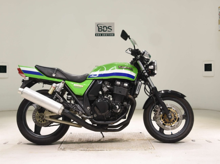 Мотоцикл Kawasaki ZRX400 з пробігом 35943 km
