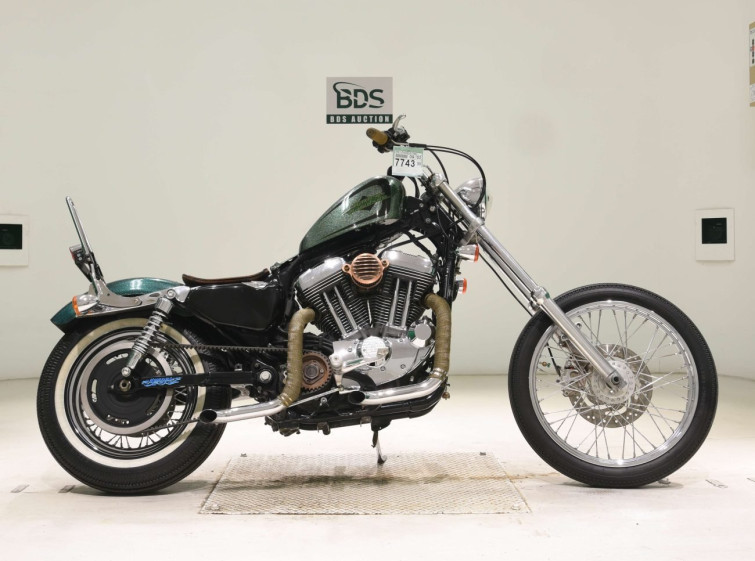 Мотоцикл HD SPORTSTER SEVENTY-TWO XL1200V с пробегом 54175 km