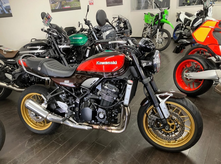 Мотоцикл Kawasaki Z900RS с пробегом 3662 km