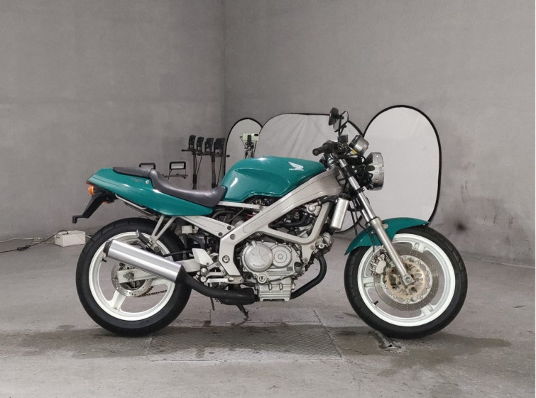 Мотоцикл Honda VT250 SPADA з пробігом 41677 km