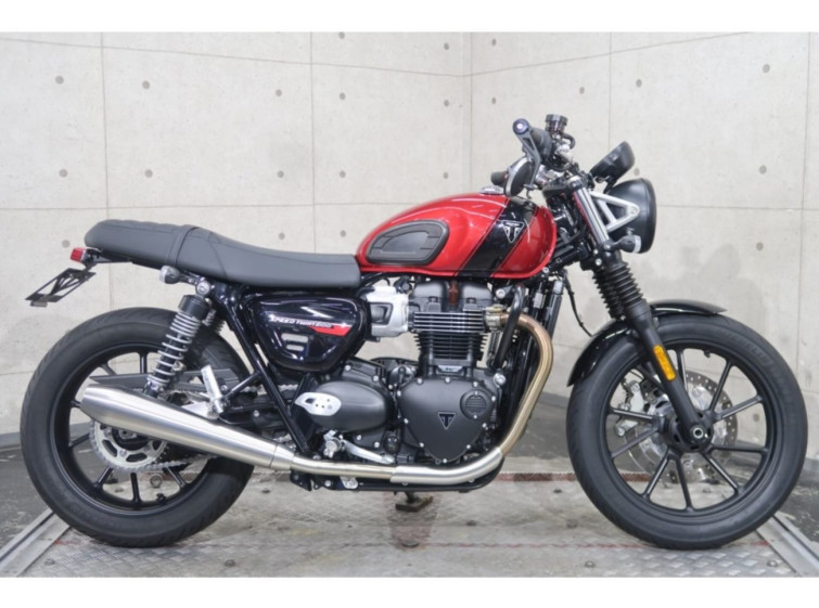 Мотоцикл Triumph SPEED TWIN 900 з пробігом 2180 km