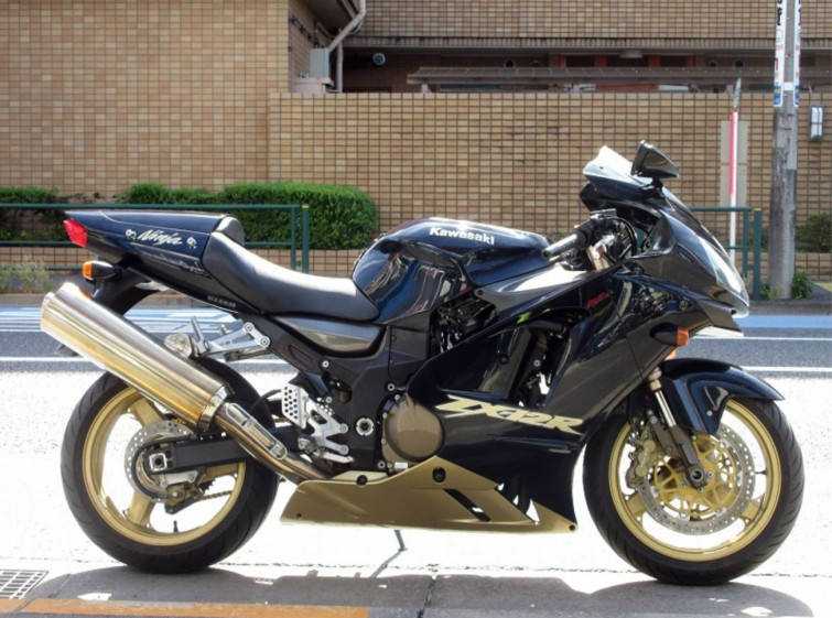 Мотоцикл Kawasaki NINJA ZX-12R с пробегом 10486 km