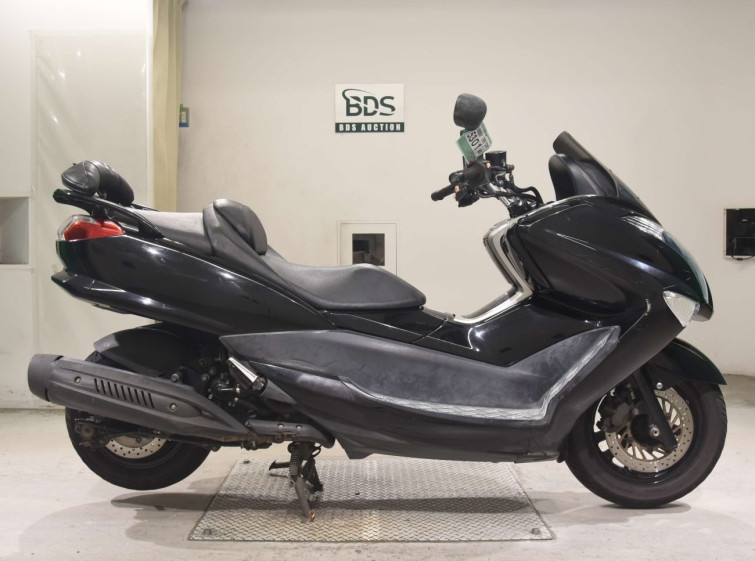 Мотоцикл Yamaha MAJESTY 250 с пробегом 79026 km