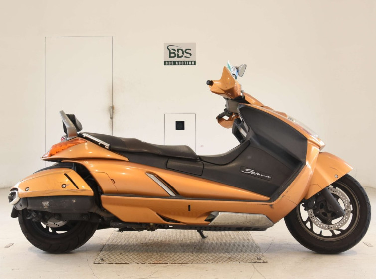Мотоцикл Suzuki GEMMA250