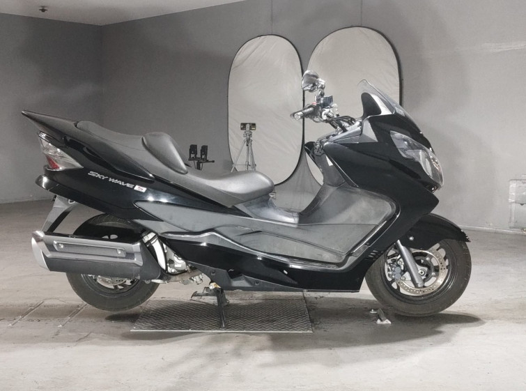 Мотоцикл Suzuki SKYWAVE 250S з пробігом 7397 km