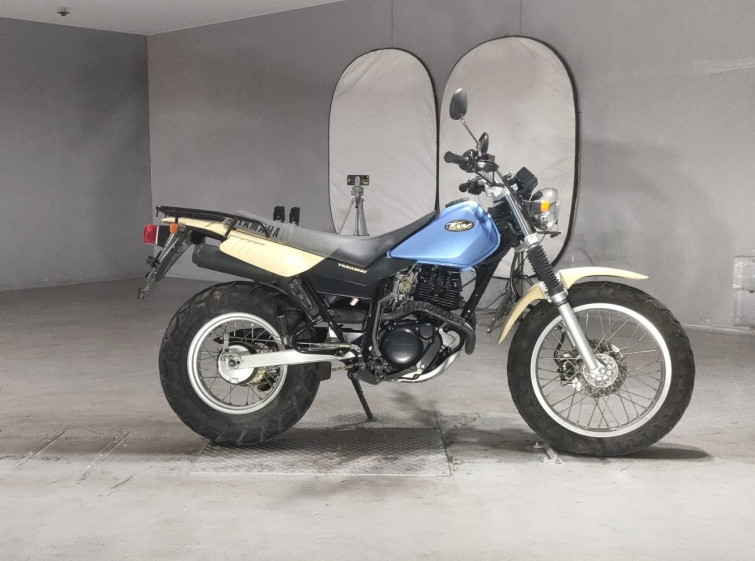 Мотоцикл Yamaha TW200 с пробегом 16182 km