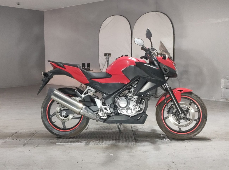 Мотоцикл Honda CB250F с пробегом 2688 km