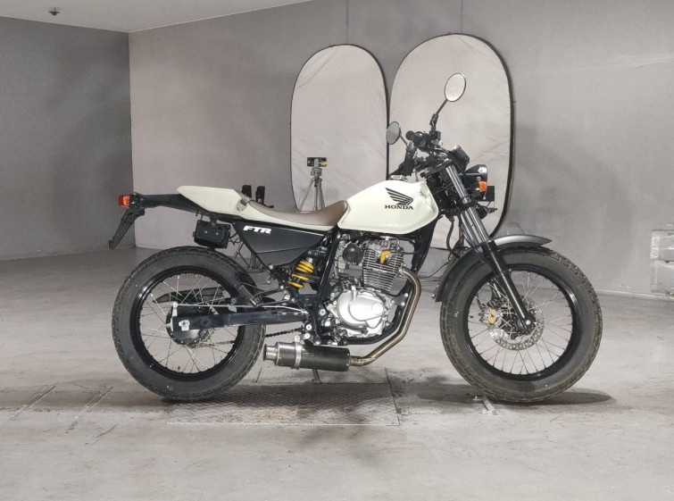 Мотоцикл Honda FTR223 з пробігом 20847 km