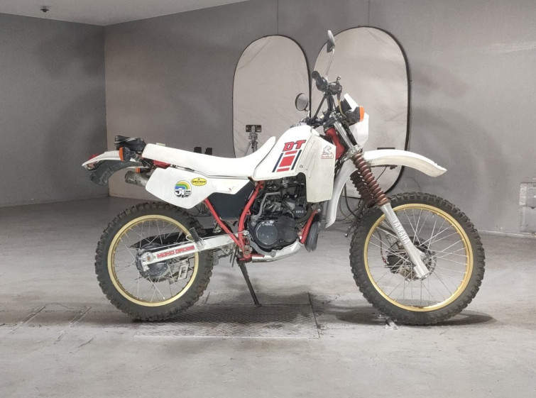 Мотоцикл Yamaha DT200R с пробегом 6528 km