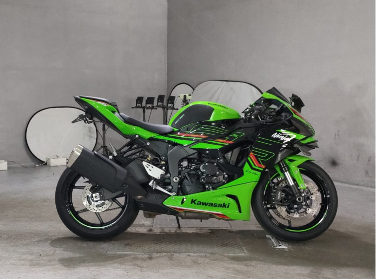 Мотоцикл Kawasaki ZX-6R с пробегом 4397 km