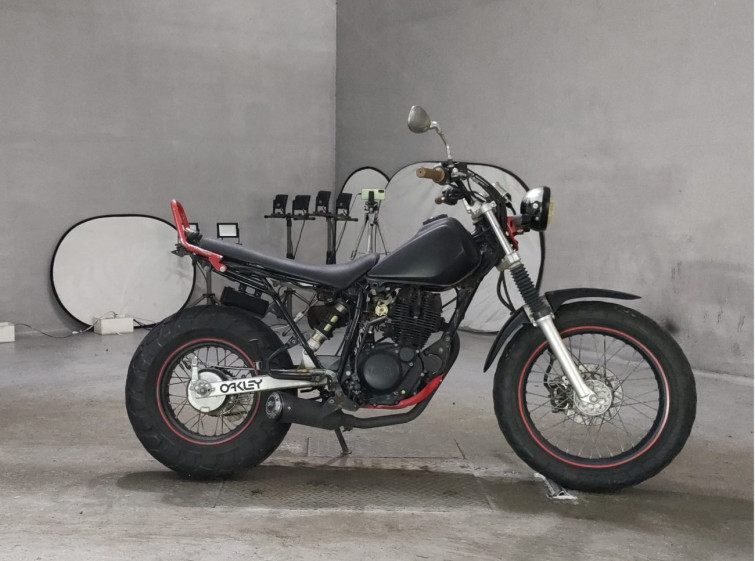 Мотоцикл Yamaha TW200 с пробегом 9750 km