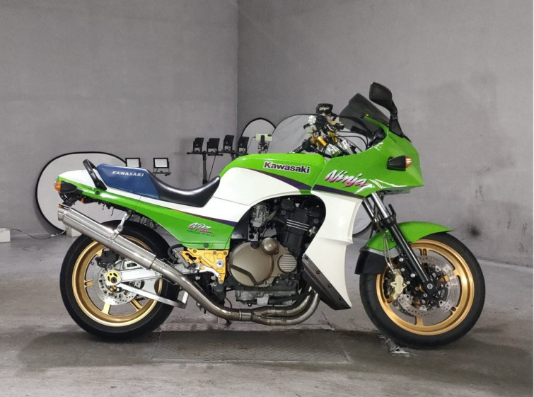Мотоцикл Kawasaki GPZ900R з пробігом 25412 km