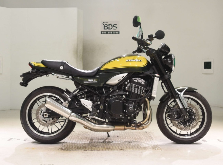 Мотоцикл Kawasaki Z900RS з пробігом 1045 km