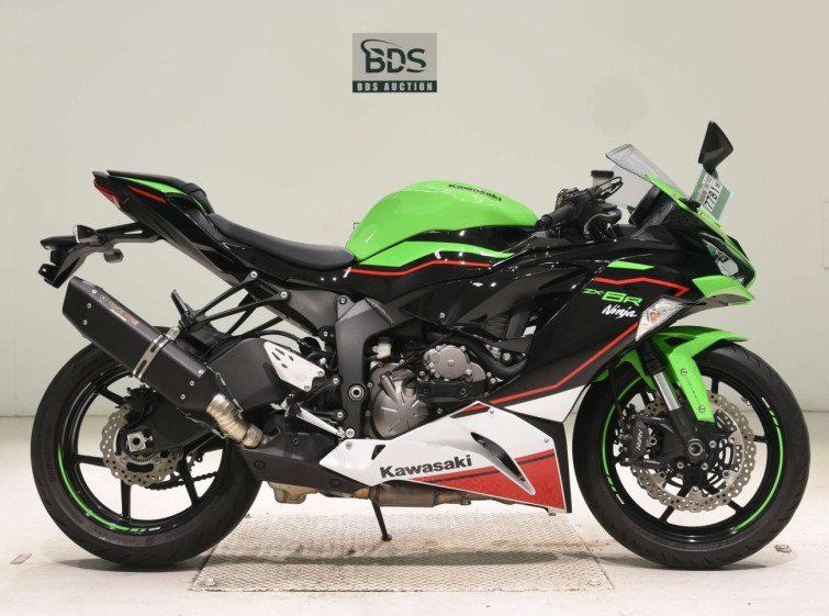 Мотоцикл Kawasaki ZX-6RA с пробегом 6655 km
