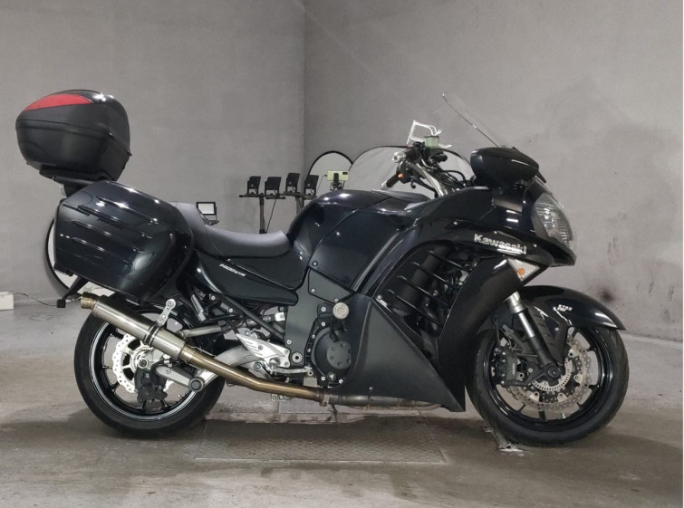 Мотоцикл Kawasaki GTR1400 CONCOURS з пробігом 19582 km