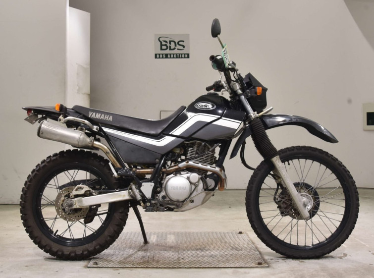 Мотоцикл Yamaha SEROW XT225 с пробегом 18323 km
