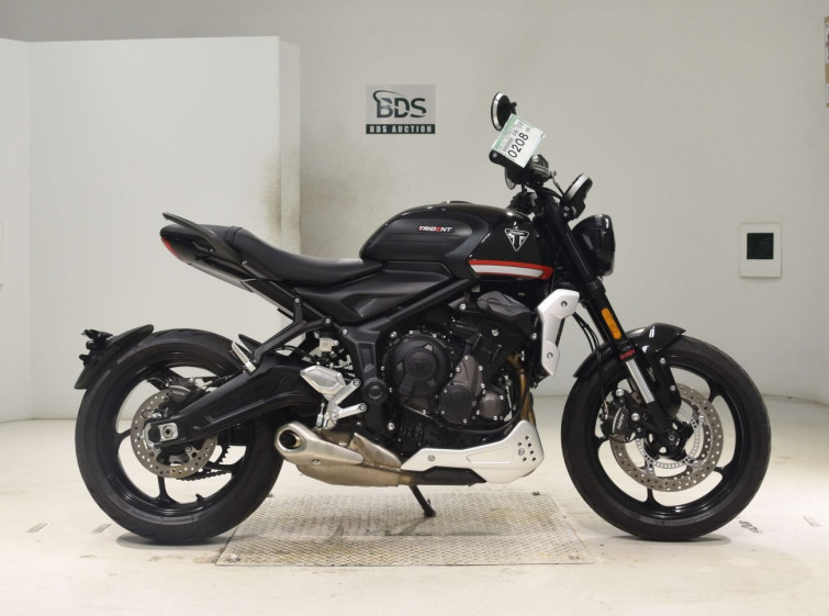 Мотоцикл Triumph TRIDENT660 с пробегом 7057 km
