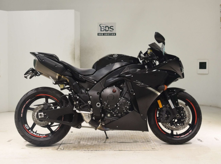 Мотоцикл Yamaha YZF-R1 с пробегом 15862 km