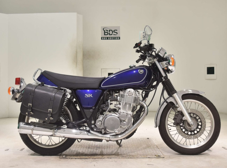 Мотоцикл Yamaha SR400 с пробегом 10407 km