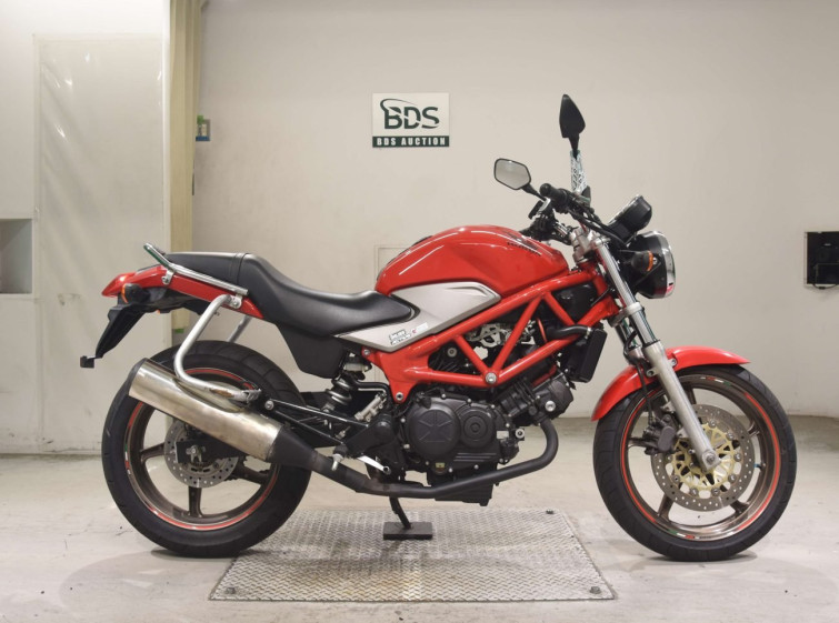 Мотоцикл Honda VTR250 з пробігом 30806 km