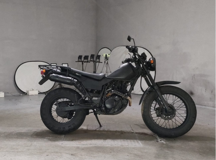 Мотоцикл Yamaha TW225 з пробігом 45613 km