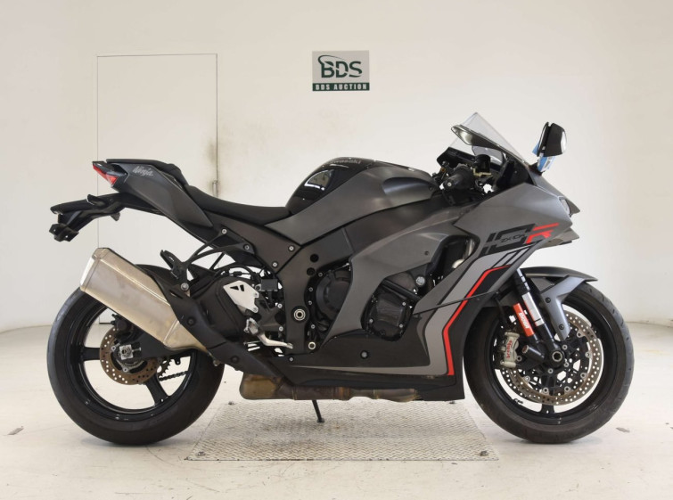 Мотоцикл Kawasaki NINJA ZX-10R з пробігом 45719 km
