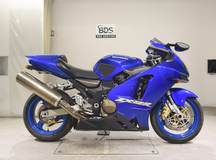 Мотоцикл Kawasaki NINJA ZX-12R с пробегом 37260 km