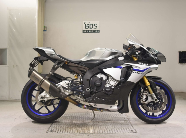 Мотоцикл Yamaha YZF-R1M с пробегом 12996 km